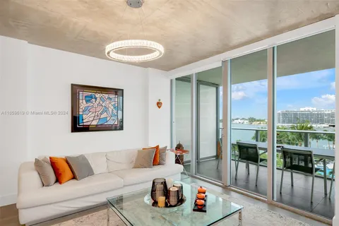 6620 Indian Creek Dr # 514, Miami Beach FL 33141