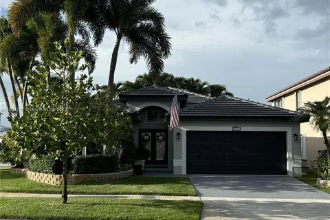 2911 SW 174th Way, Miramar FL 33029