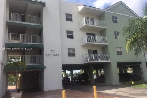 8240 SW 210th St # 302, Cutler Bay FL 33189