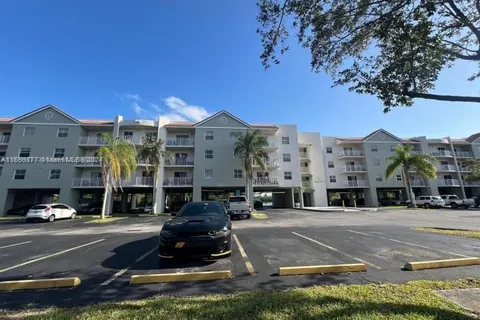 8240 SW 210th St # 302, Cutler Bay FL 33189