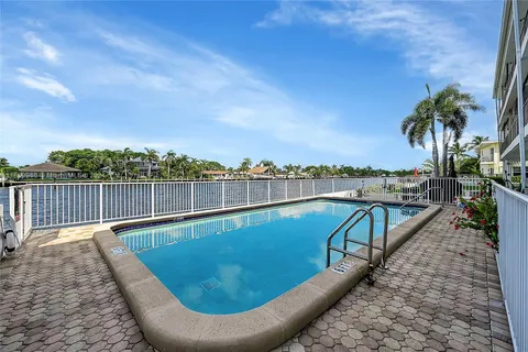 701 S Riverside Dr # 202, Pompano Beach FL 33062