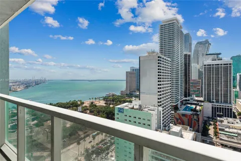 244 Biscayne Blvd # 2507, Miami FL 33132