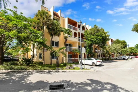 7915 Camino Real # 204, Miami FL 33143