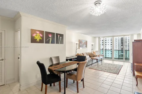 2501 S Ocean Dr # 1102, Hollywood FL 33019