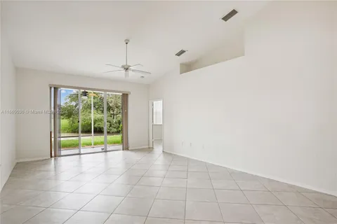 7901 S Aragon Blvd # 6, Sunrise FL 33322