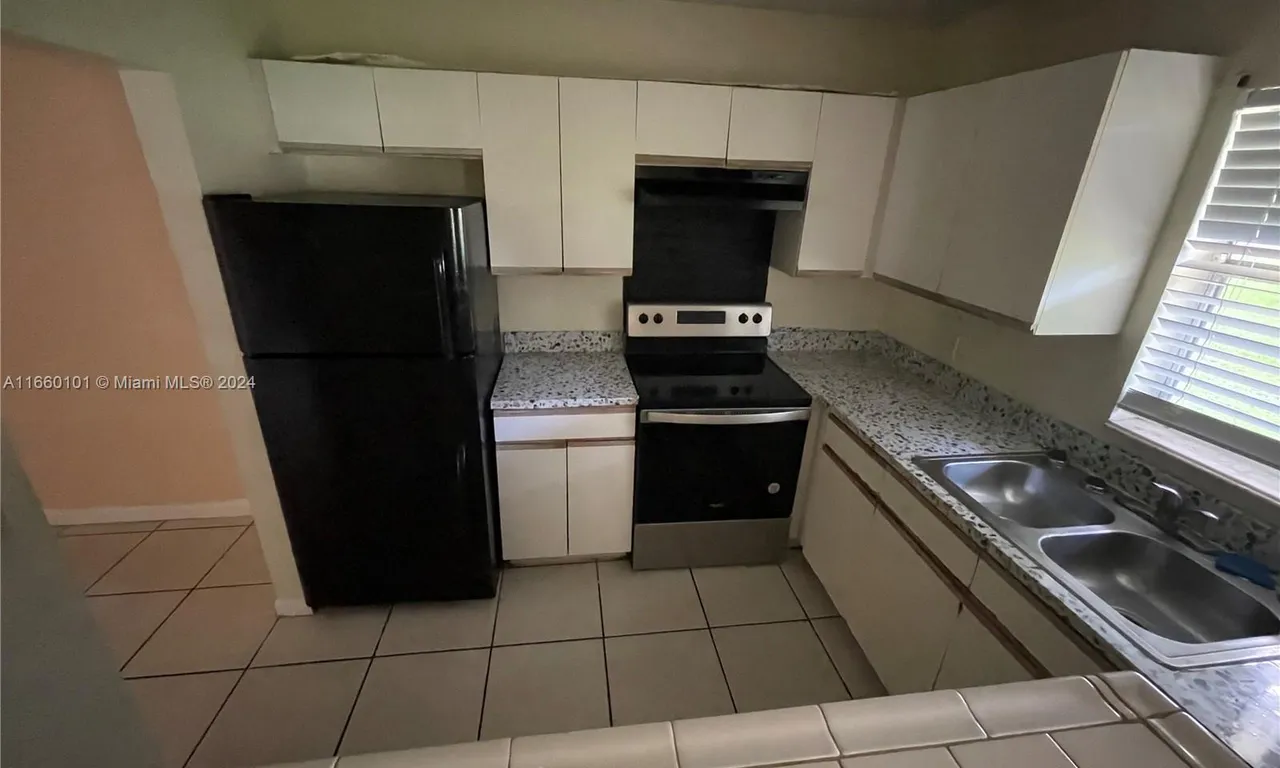 4160 NW 21st St # 136C, Lauderhill FL 33313