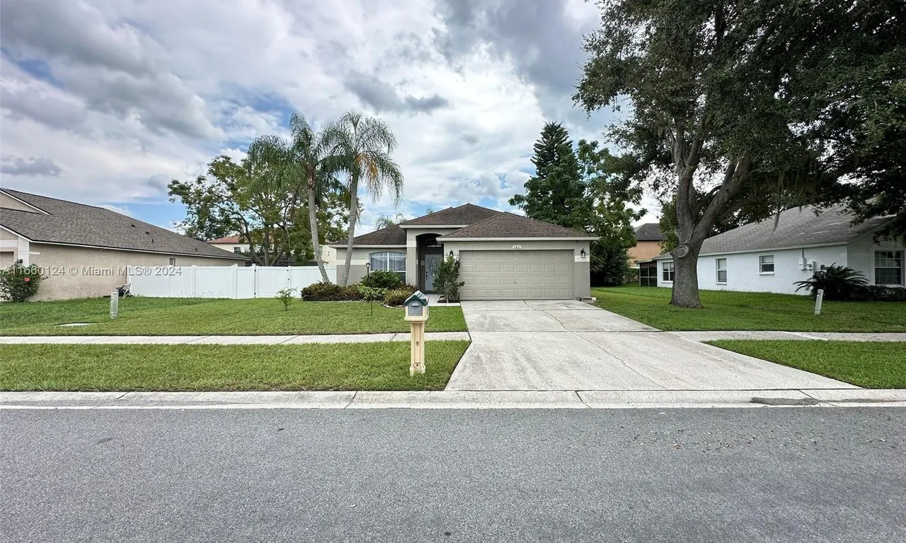 5421 Watson Rd, Riverview FL 33578