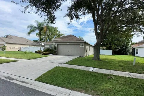 5421 Watson Rd, Riverview FL 33578