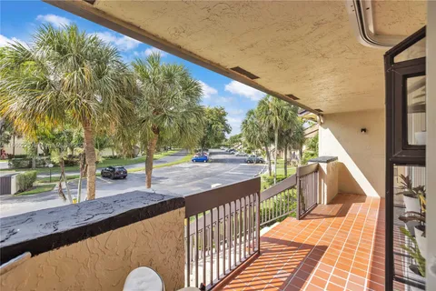 2051 SW 15th St # 210, Deerfield Beach FL 33442