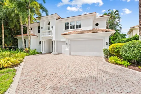 8935 Oakland Hills Dr, Delray Beach FL 33446