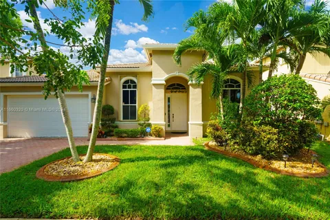 13071 SW 26th St, Miramar FL 33027