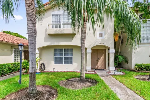 10869 NW 3rd Ct # 10869, Pembroke Pines FL 33026