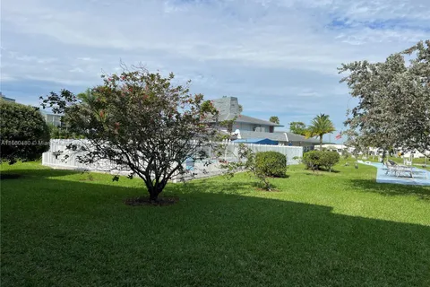 2200 Park Ln # 306, Hollywood FL 33021