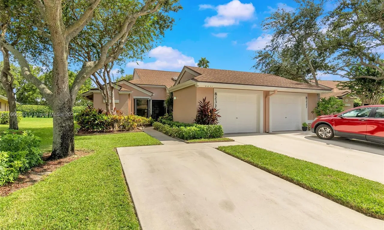 8231 Springlake Dr, Boca Raton FL 33496