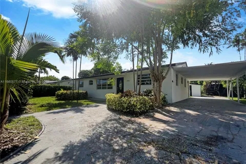 15530 SW 295th Ter, Homestead FL 33033