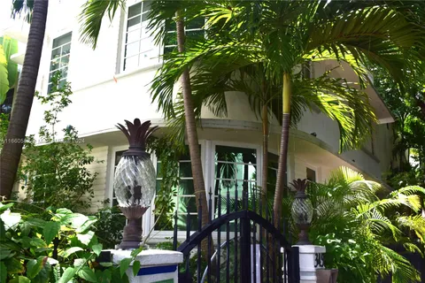 349 Meridian Ave # B105, Miami Beach FL 33139