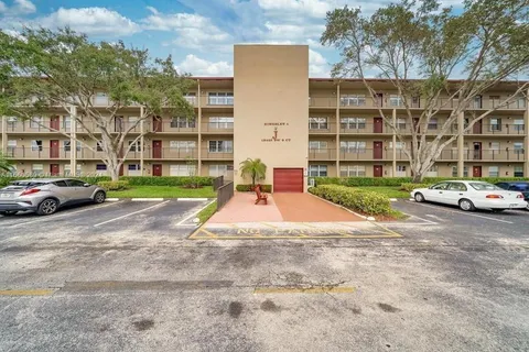 13455 SW 9th Ct # 310J, Pembroke Pines FL 33027