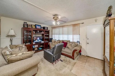 13455 SW 9th Ct # 310J, Pembroke Pines FL 33027