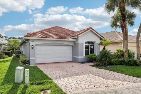 21660 Hammock Point Dr, Boca Raton FL 33433