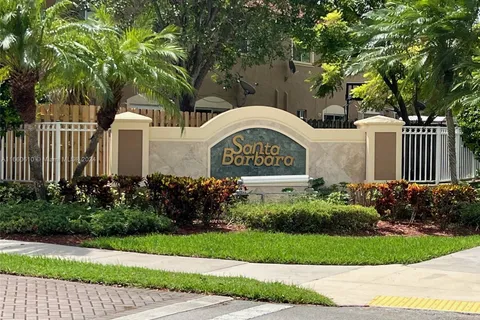 8525 SW 214th Ter # 8525, Cutler Bay FL 33189