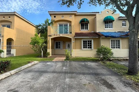 6995 NW 173rd Dr # 2101, Hialeah FL 33015