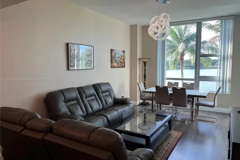 2681 N Flamingo Rd # 303S, Sunrise FL 33323