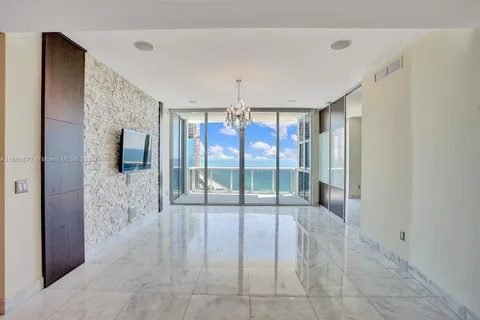 18201 Collins Ave # 3404, Sunny Isles Beach FL 33160