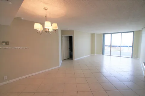 3530 Mystic Pointe Dr # 2207, Aventura FL 33180