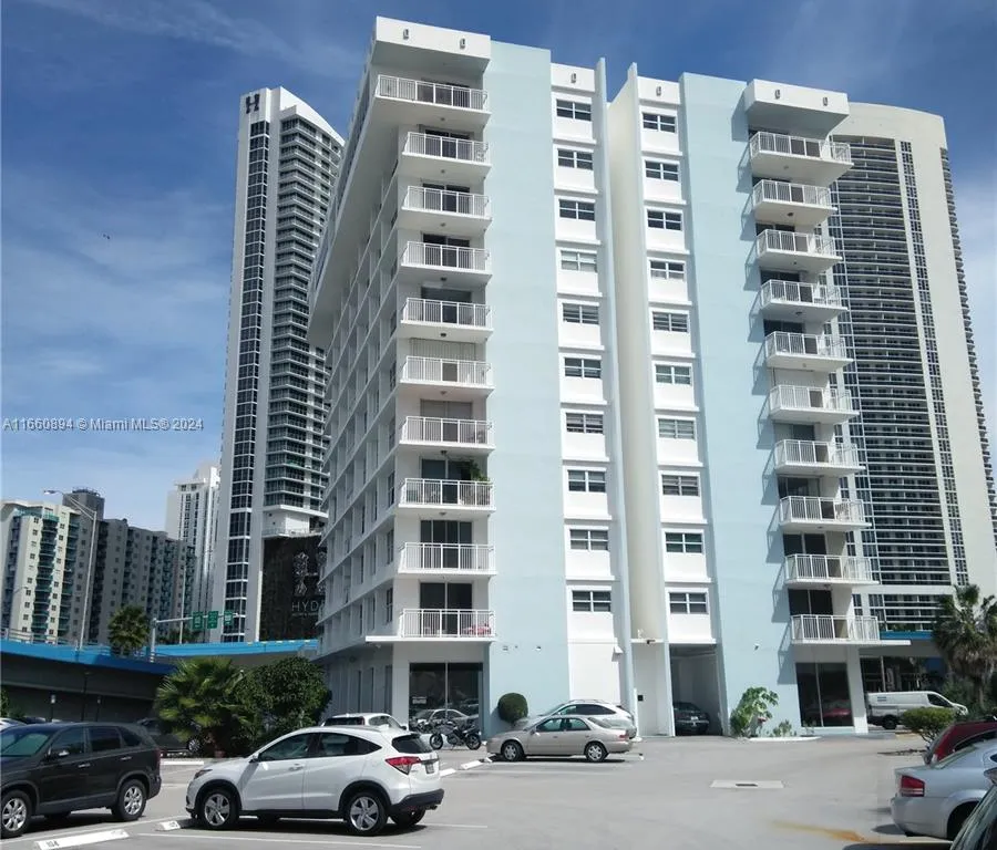 1801 S Ocean Dr # 739, Hallandale Beach FL 33009