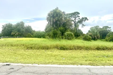 Jabara Cir, Other City - In The State Of Florida FL 33935