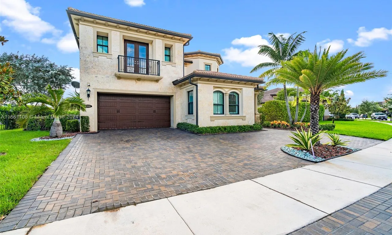 11300 Solstice Cir, Parkland FL 33076