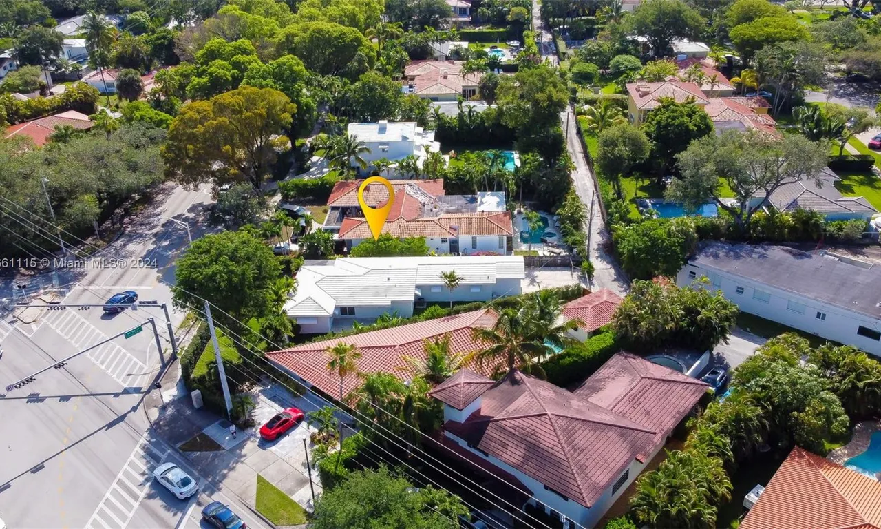 904 NE 96th St, Miami Shores FL 33138