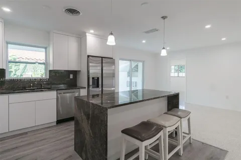 904 NE 96th St, Miami Shores FL 33138