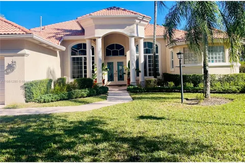 2099 NW 127th Ave, Pembroke Pines FL 33028