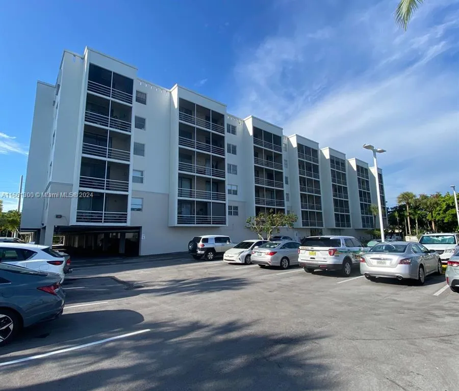 2821 N Miami Beach Blvd # 4N, North Miami Beach FL 33160