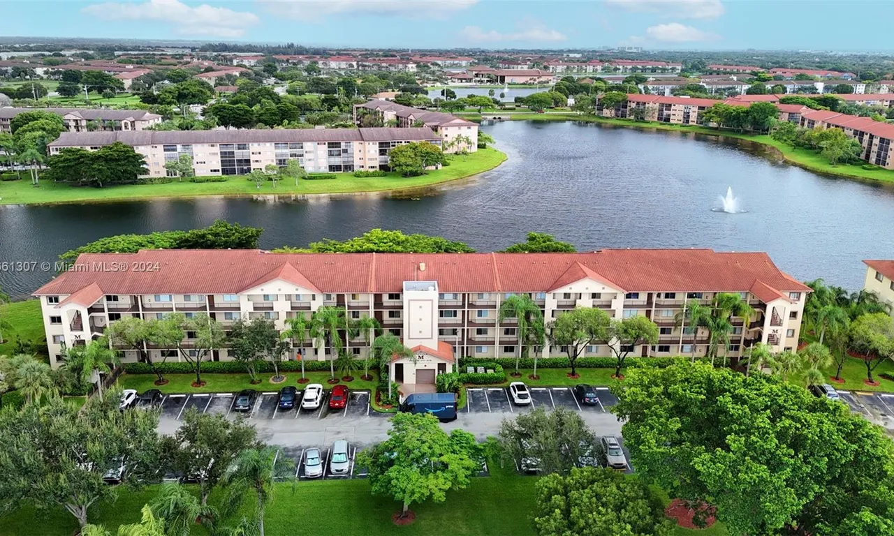 901 SW 141st Ave # 103M, Pembroke Pines FL 33027