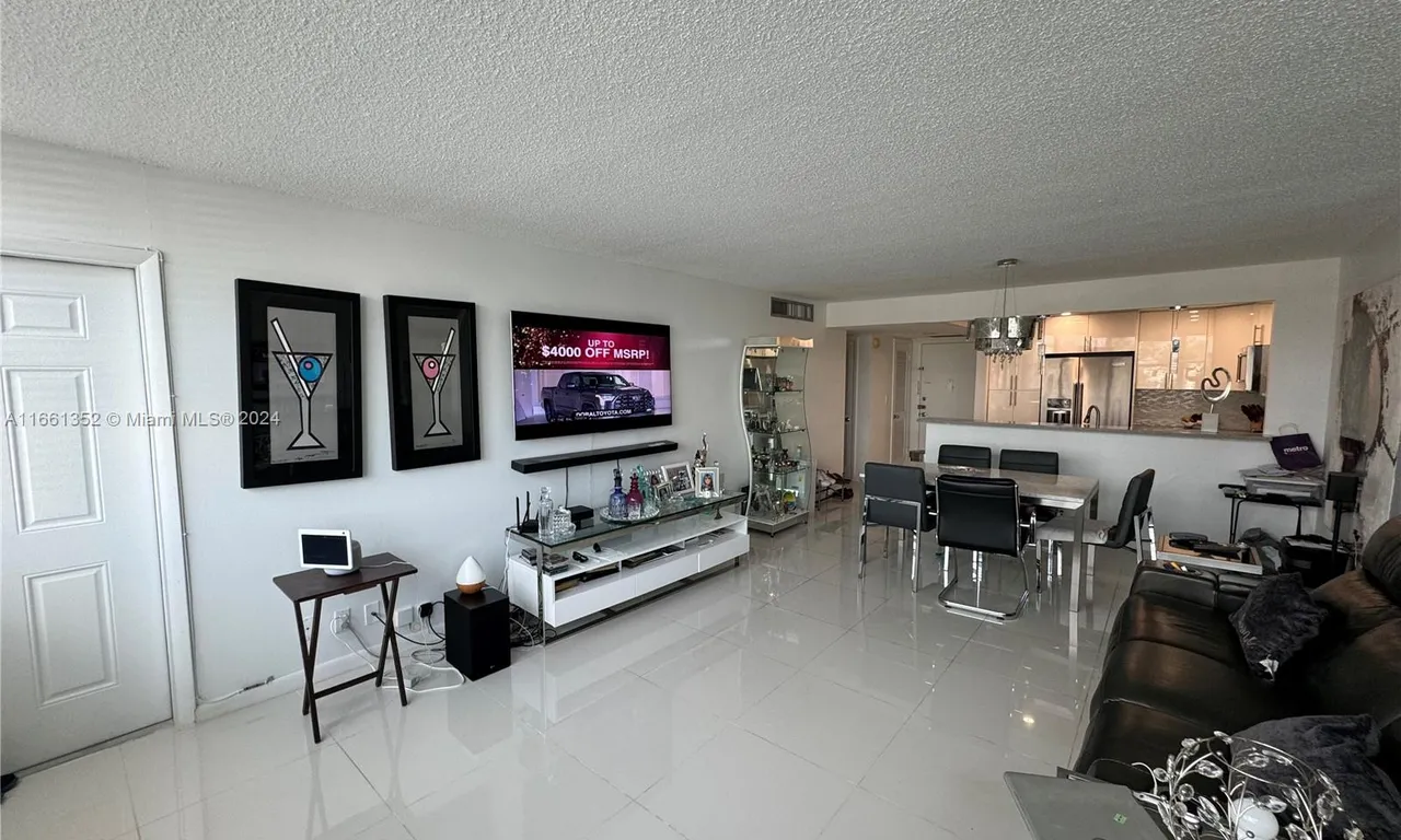 1410 S Ocean Dr # 305, Hollywood FL 33019