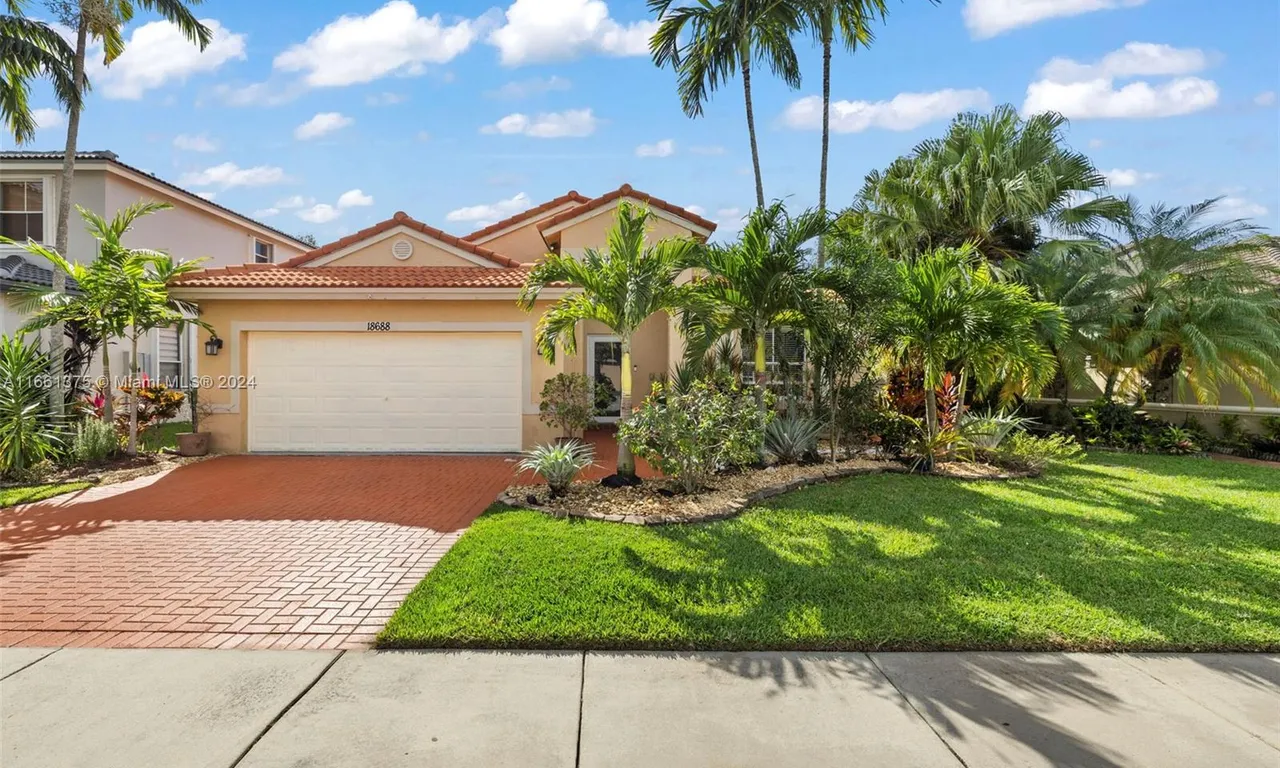 18688 SW 16th St, Pembroke Pines FL 33029