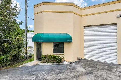 1661 W Mcnab Rd # 30, Pompano Beach FL 33069