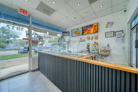 Quick Service Restaurant For Sale In North Miami B, North Miami Beach FL 33162