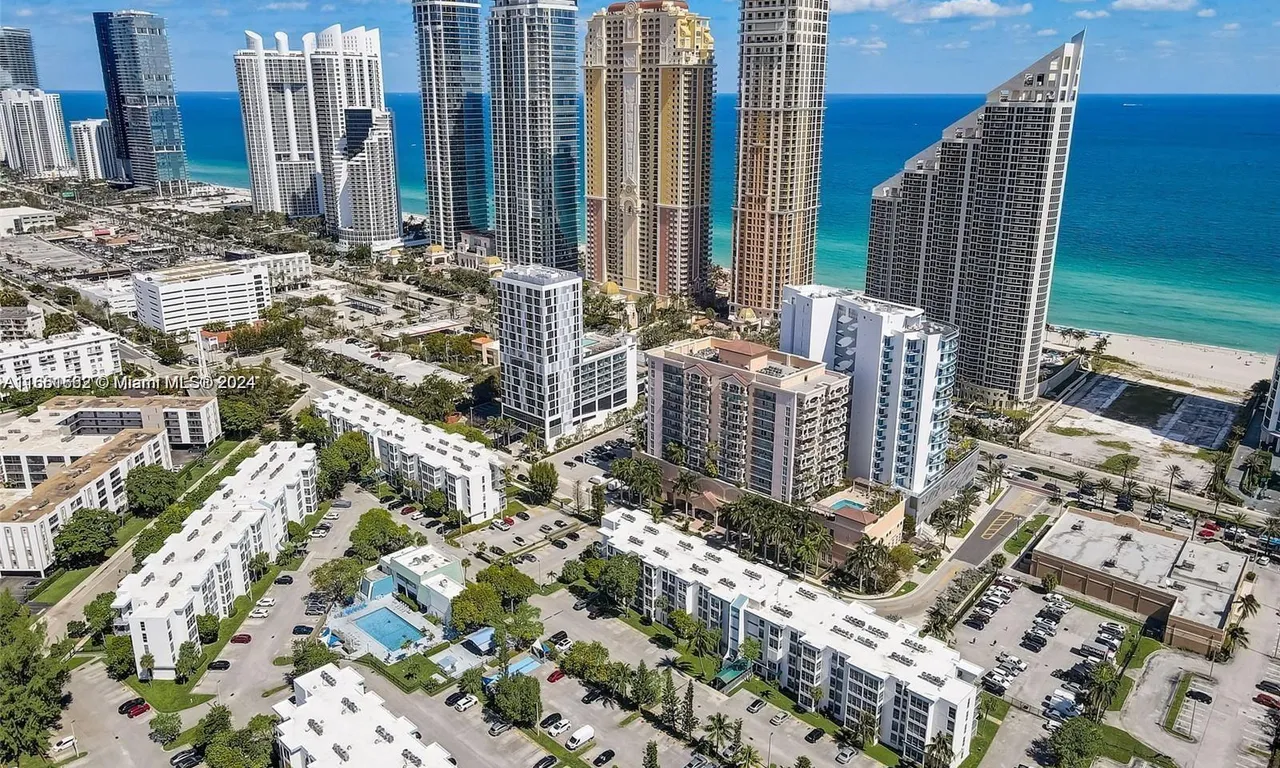 17570 Atlantic Blvd # 215, Sunny Isles Beach FL 33160