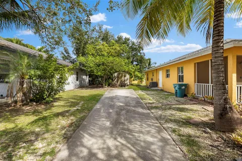 12953 SW 245th Ter, Homestead FL 33032