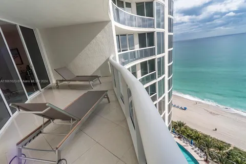 17201 Collins Ave # 2104, Sunny Isles Beach FL 33160