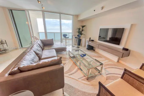 17201 Collins Ave # 2104, Sunny Isles Beach FL 33160