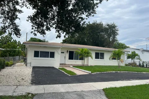 1735 NE 157th Ter, North Miami Beach FL 33162