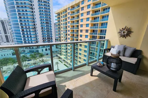 2501 S Ocean Dr, Hollywood FL 33019
