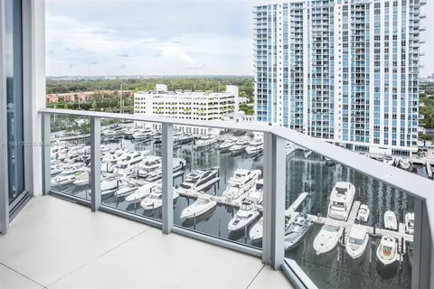 17111 Biscayne Blvd # 1209, North Miami Beach FL 33160