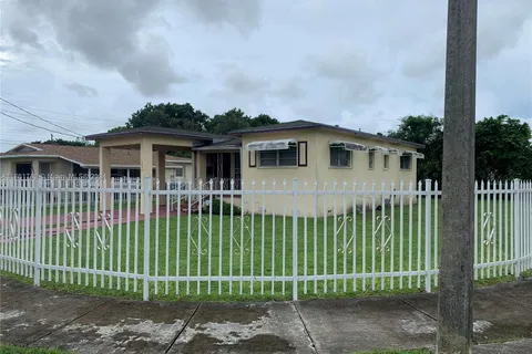 5890 NW 18th Ave, Miami FL 33142