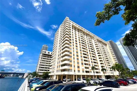 1833 S Ocean Dr # 1109, Hallandale Beach FL 33009