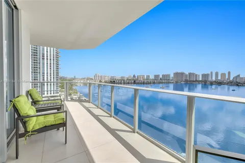 17111 Biscayne Blvd # 909, North Miami Beach FL 33160